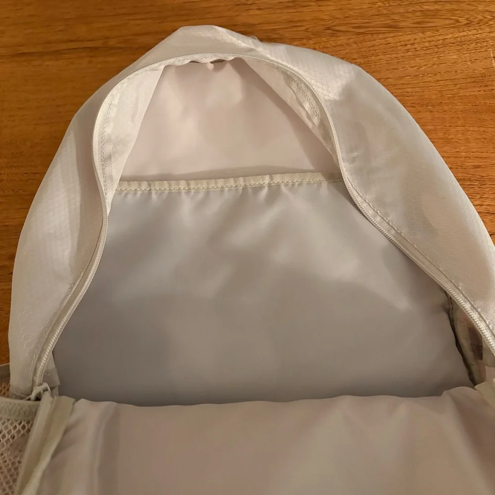Reebok Adult Laptop Paige Backpack Iridescent Logo, Pumice Stone, Tan Cream Zip